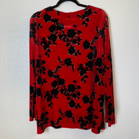Chico's Red Velvet Crossover Tunic Top Size 4=XXL/20 NEW Black Floral Longsleeve - Picture 9 of 13